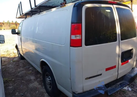 2018 Chevrolet Express 2500 Work Van из США, поврежденный, VIN 1GCWGBFP1J1315181